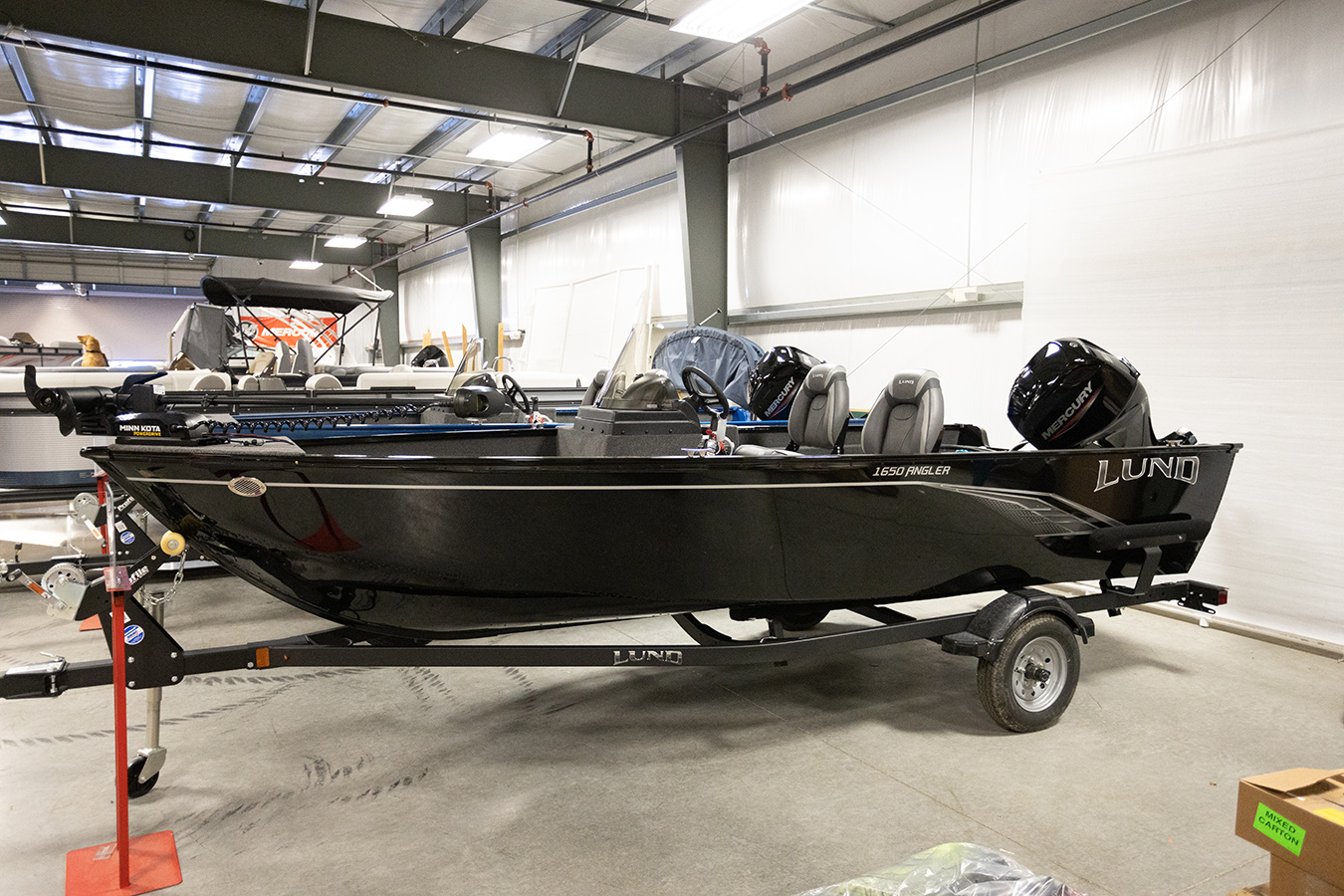 Lund 2022 1650 Angler SS with Mercury 50ELPT Black